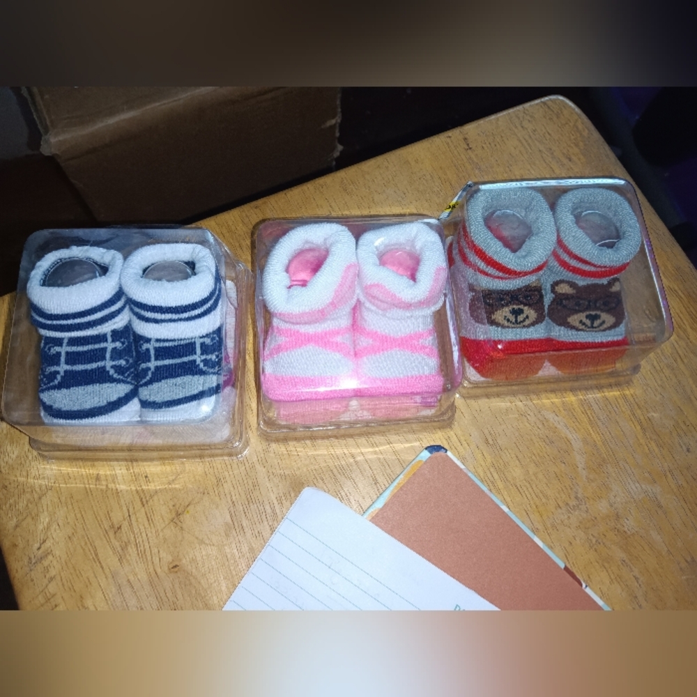 NWT 3 Pairs Swiggles Infant Socks
